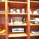 large pleasant studio alcove in center