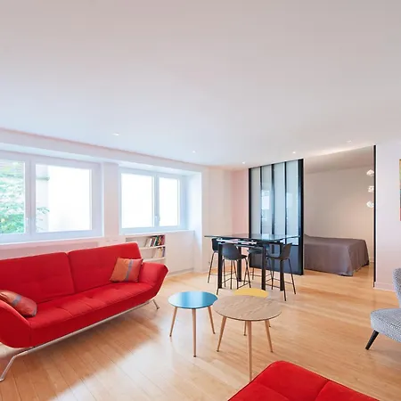 Large Pleasant Alcove In Center * Parigi
